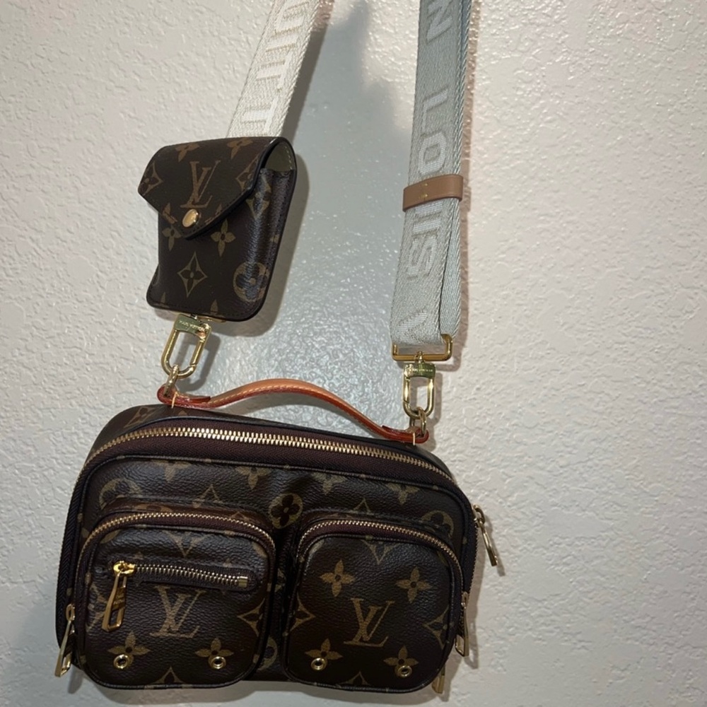 AUTHENTIC LV Utility Crossbody